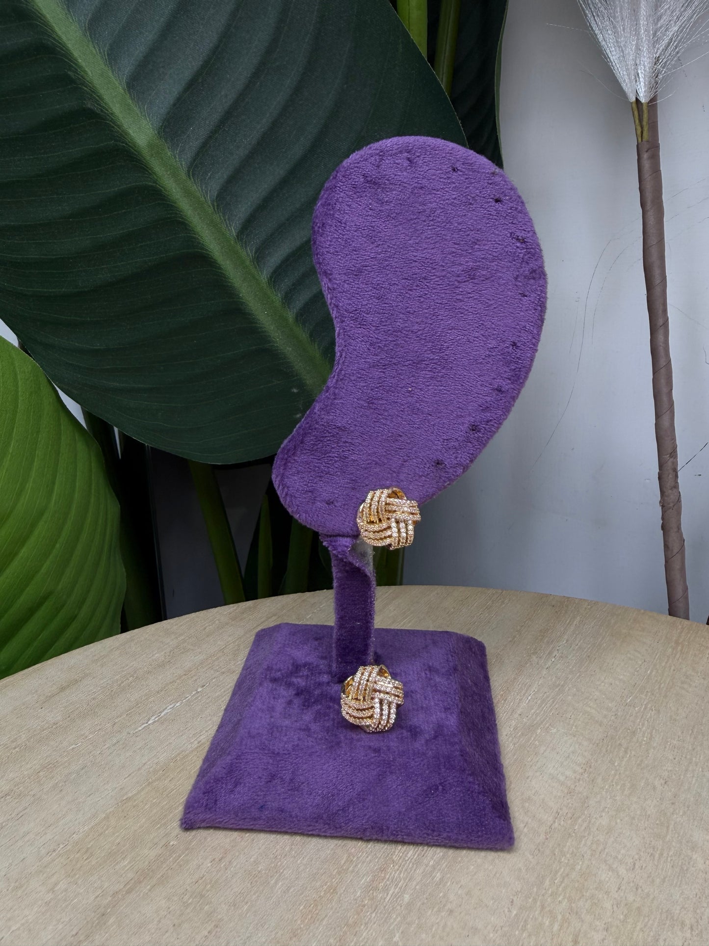 Orecchini intrecciati gold strass