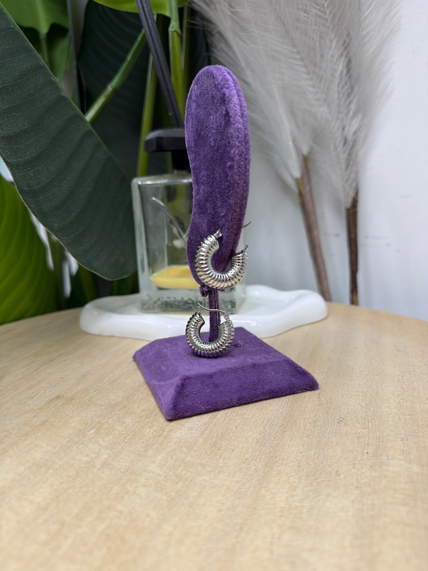 Orecchini cerchio rigato silver