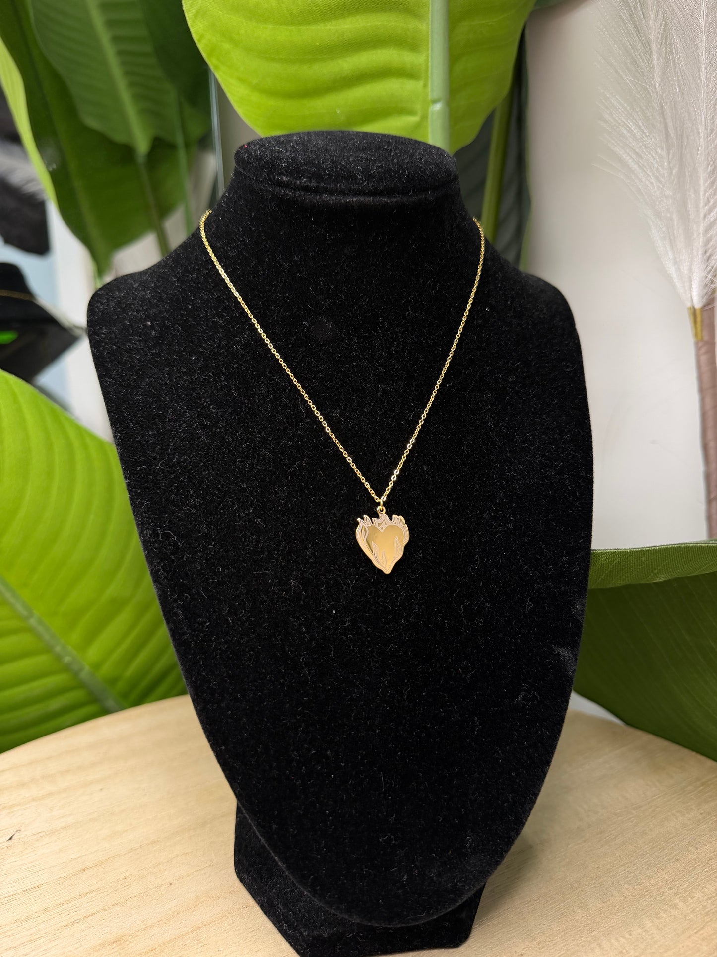 Collana gold cuore fiamme