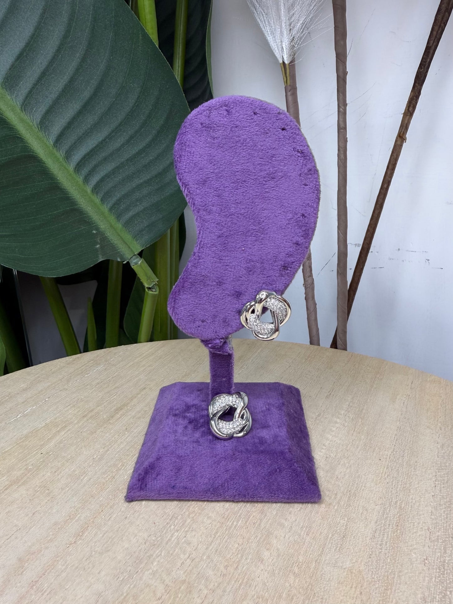 Orecchini silver intrecciati strass