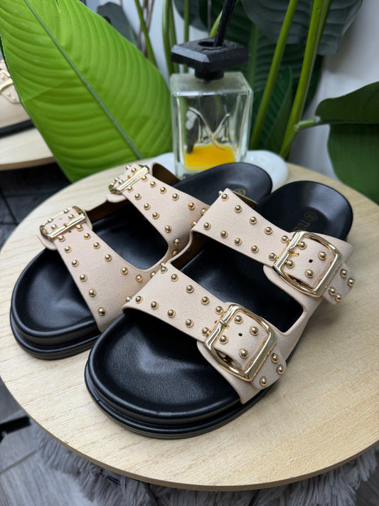 Ciabattina con borchie beige chiaro 2877