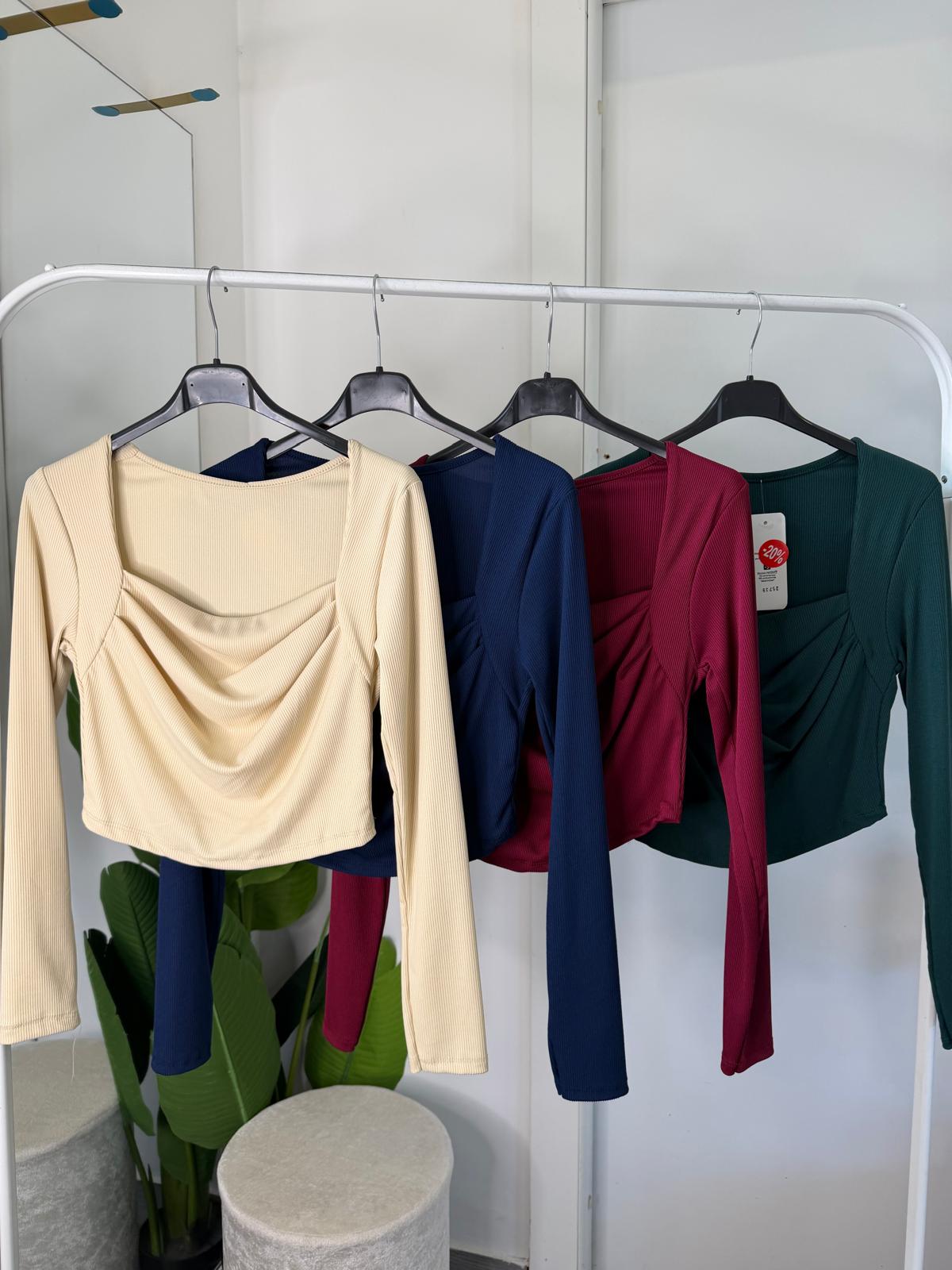 T-shirt crop costina 25739