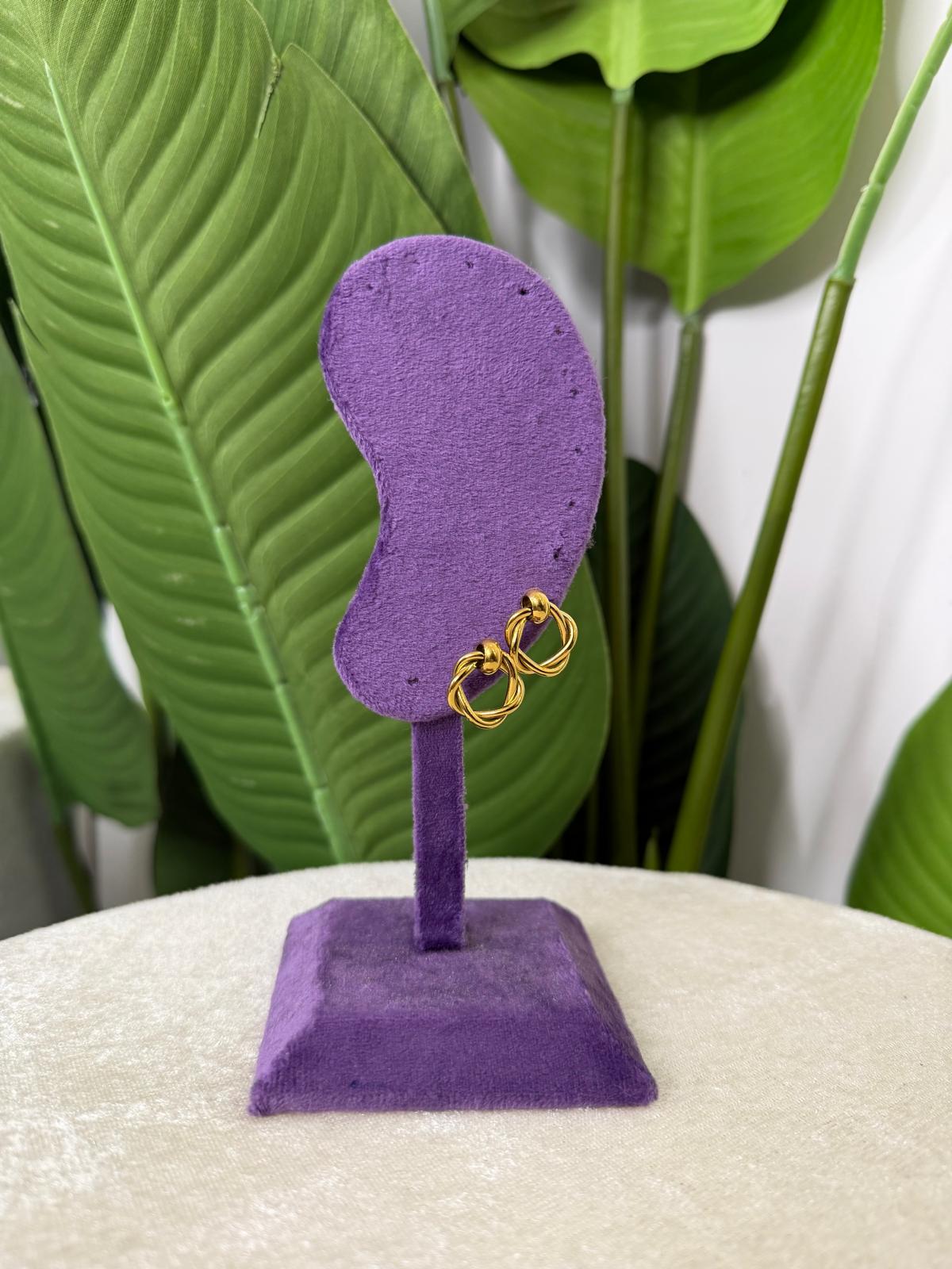 Orecchini cerchio intrecciato