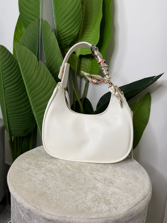 Borsa mezza luna 8990