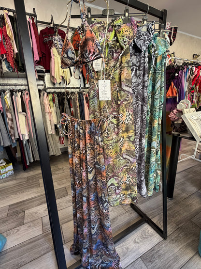 Bikini animalier con pareo 5269
