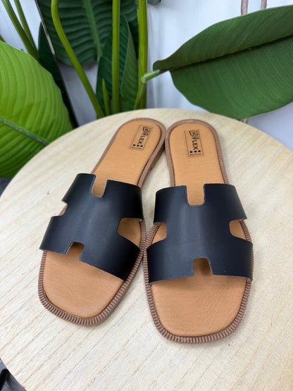 Ciabattina punta squadrata black 600