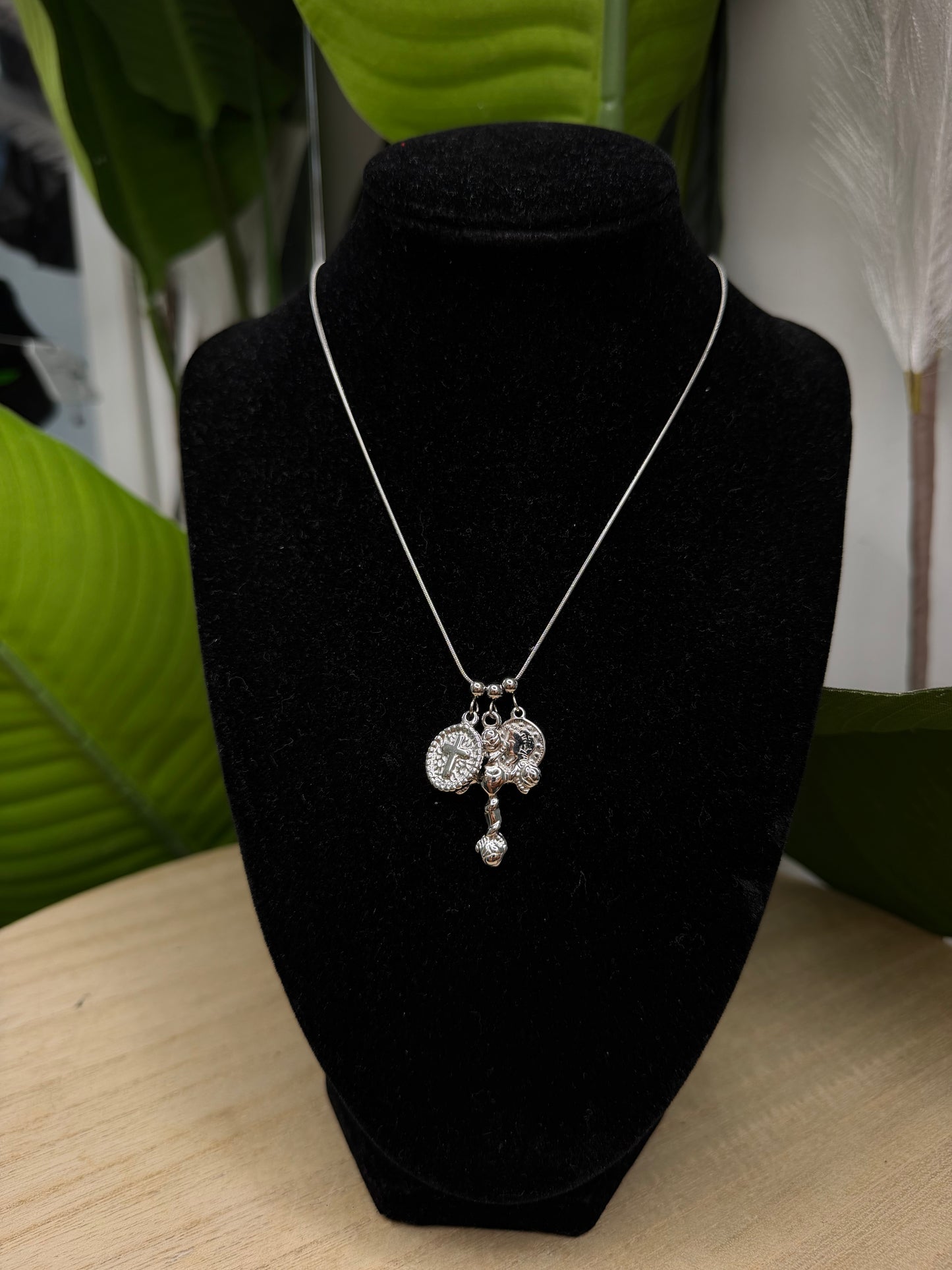 Collana silver ciondoli croce lavorata