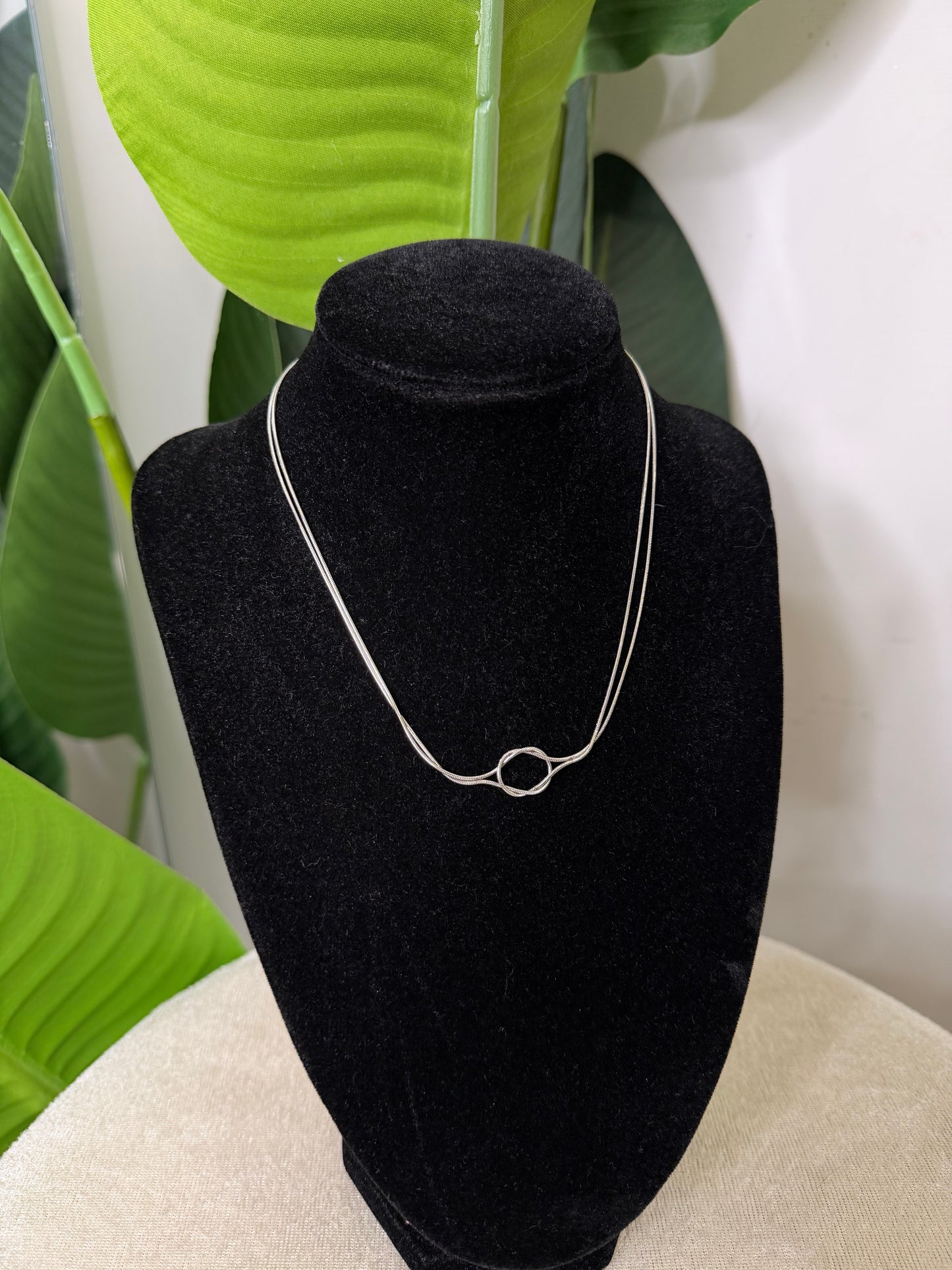 Collana nodo argento