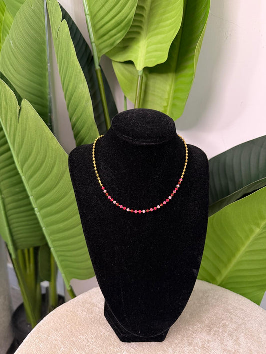 Collana gold perline fucsia