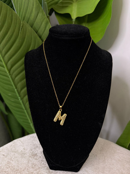 Collana iniziale strass gold