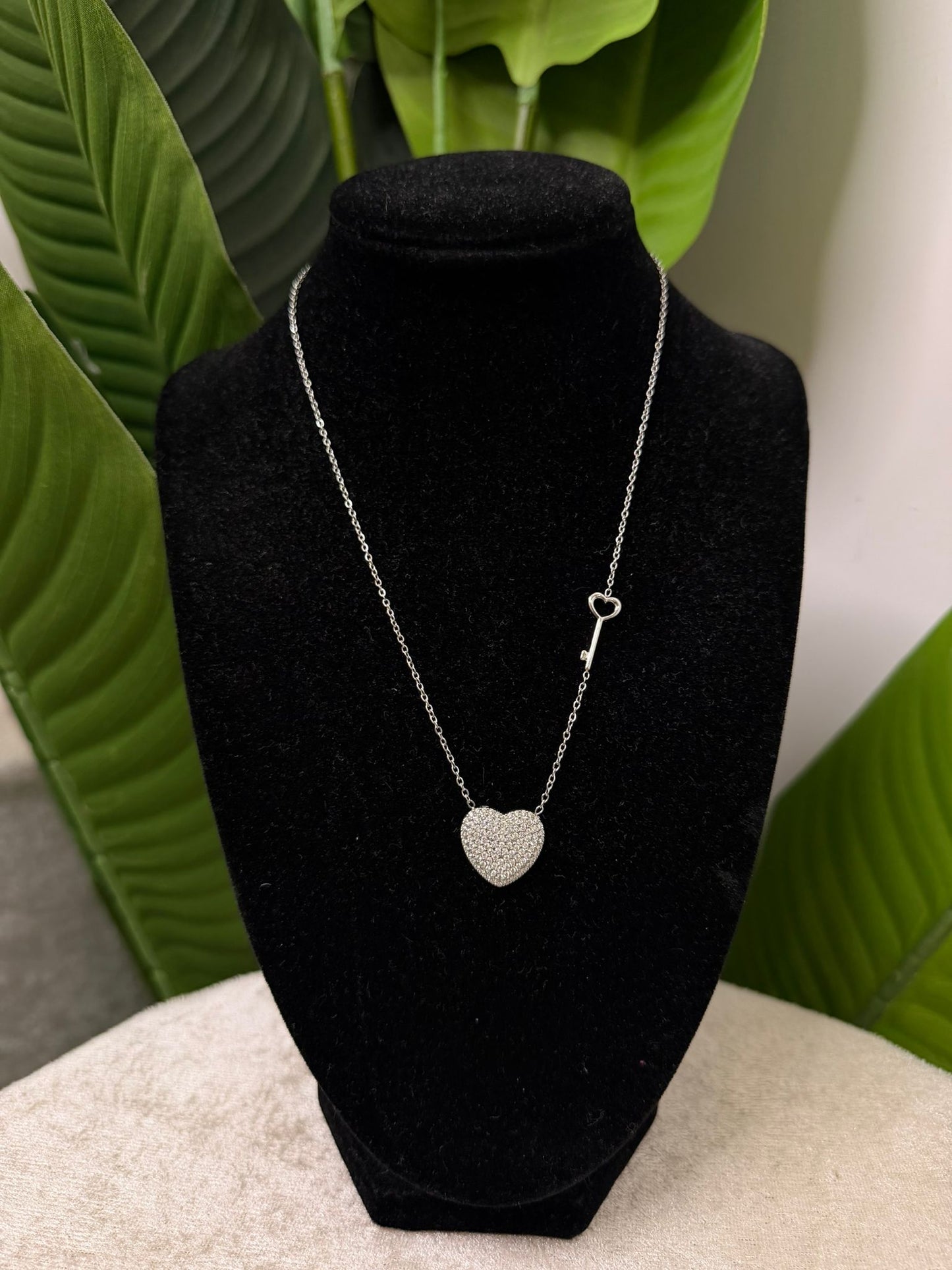 Collana silver cuore strass e chiave