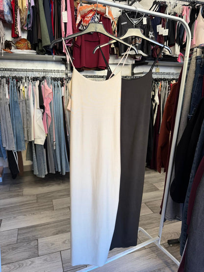 Abito lycra con spacco 25648
